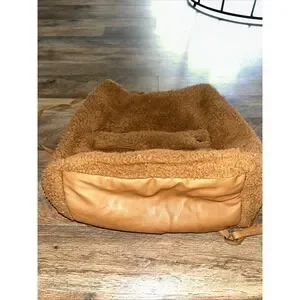 Barefoot Dreams | Bags | Barefoot Dreams Cozychic Backpack  display picture 2